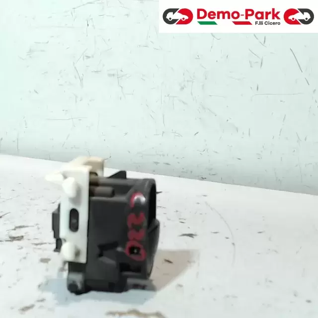 PULSANTE ALZACRISTALLI Mercedes-benz CLASSE C W203 W209 A2038200210 3