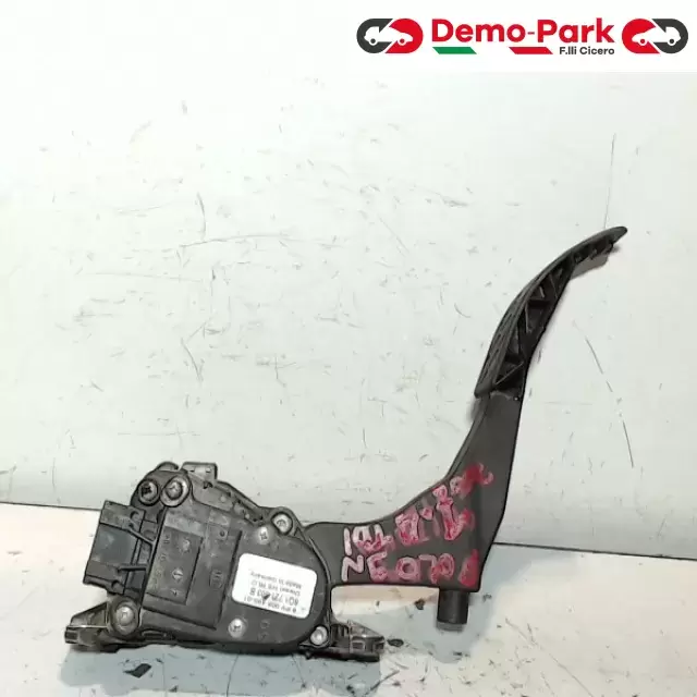 PEDALE ACCELLERATORE VW-AUDI-SEAT-SKODA Volkswagen POLO 9N - 1.4 TDI 6Q1 721 503 B  2