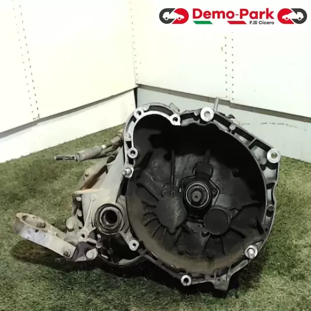 CAMBIO Fiat PUNTO III 1.9 MJET C605  9980819690 0