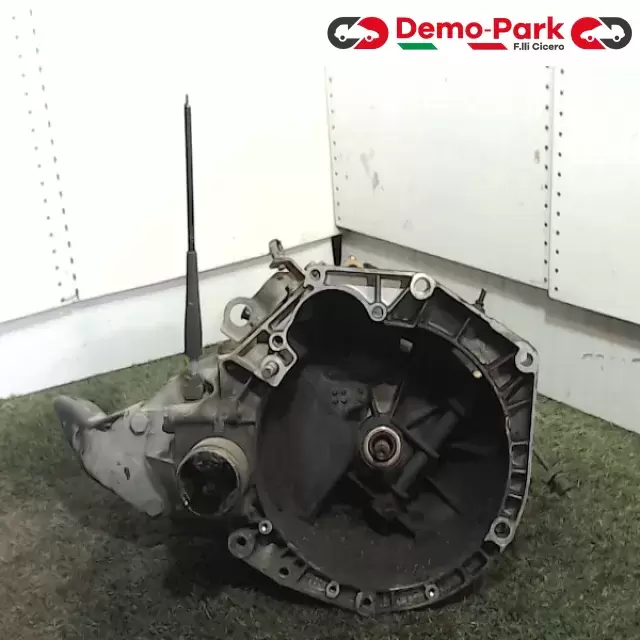 CAMBIO FIAT-LANCIA Lancia Y10 1.1 FIRE 7703203 2