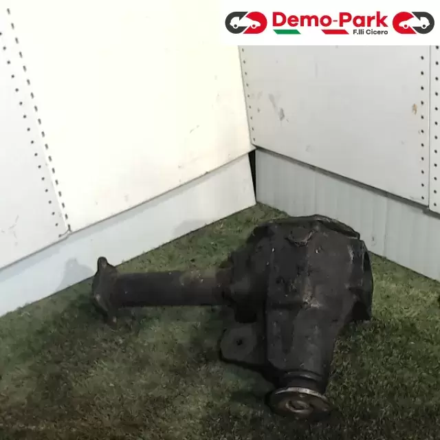 DIFFERENZIALE ANTERIORE Hyundai GALLOPER 2.5 TD DSWB HB104000 0