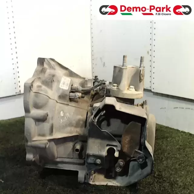 CAMBIO  Ford FIESTA VI 1.4 B 3S6R 7002 AB 2