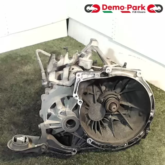 CAMBIO  Mazda 3 - 1.6 HDI 3M5R 7002 YF 1