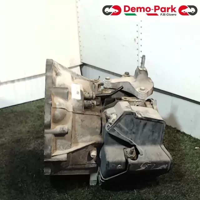 CAMBIO MOTORE FXJA Ford FUSION 1.4 98WTF096AC 3