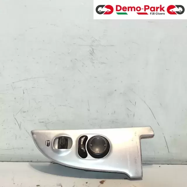 PULSANTIERA ALZAVETRO ANT SX Jeep CHEROKEE  0