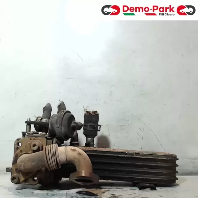 SCAMBIATORE DI CALORE  VW - AUDI - SEAT - SKODA Volkswagen GOLF V 2.0 TDI 03G 131 513 J 0