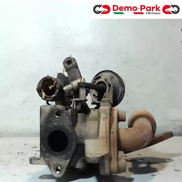 SCAMBIATORE DI CALORE  VW - AUDI - SEAT - SKODA Volkswagen GOLF V 2.0 TDI 03G 131 513 J 2