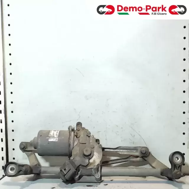 MOTORINO TERGICRISTALLO ANTERIORE Opel CORSA D 1.2 13182340  367546129 0