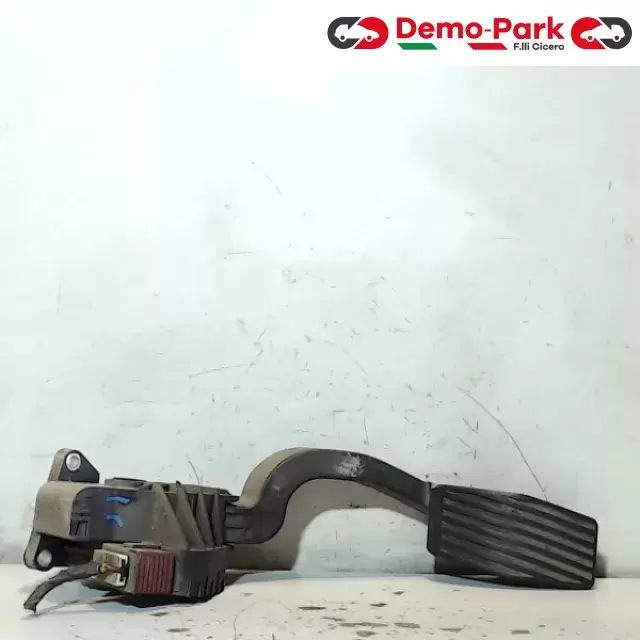 PEDALE ACCELERATORE FIAT - ALFA - LANCIA Fiat GRANDE PUNTO 1.3 MJET 90CV 55702020 2