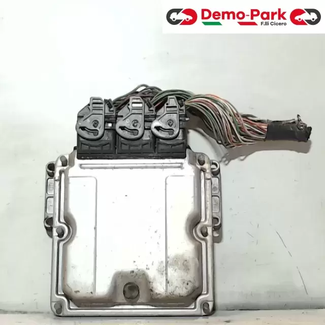 CENTRALINA MOTORE Renault MASTER II 2.2 DCI 0281010787 1