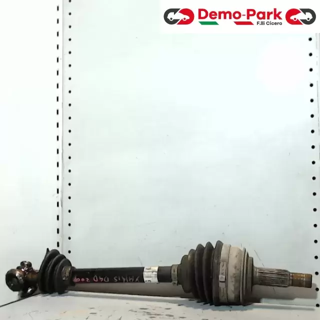 SEMIASSE SX Toyota YARIS 1.4 D4D II SERIE 8250130595010 0