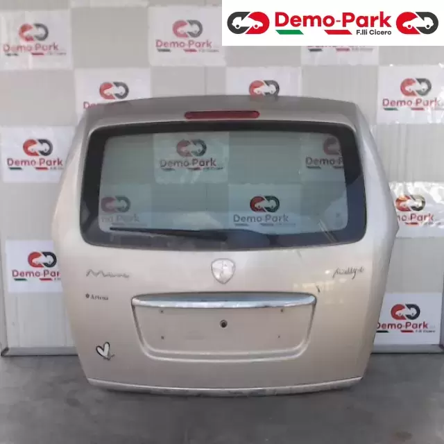 COFANO POSTERIORE Lancia MUSA  0