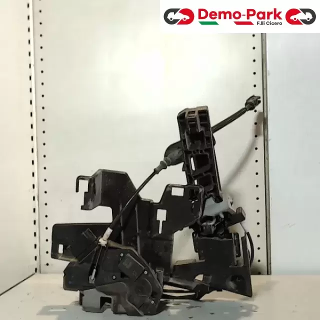 SERRATURA ANT. DX COMPLETA  Ford FIESTA VI 1.4 8A6A-A21812-BE 0