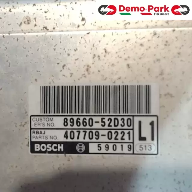 CENTRALINA MOTORE  Toyota YARIS II 1.0 89661 - 0D270  0 261 208 936  1039S12559 2