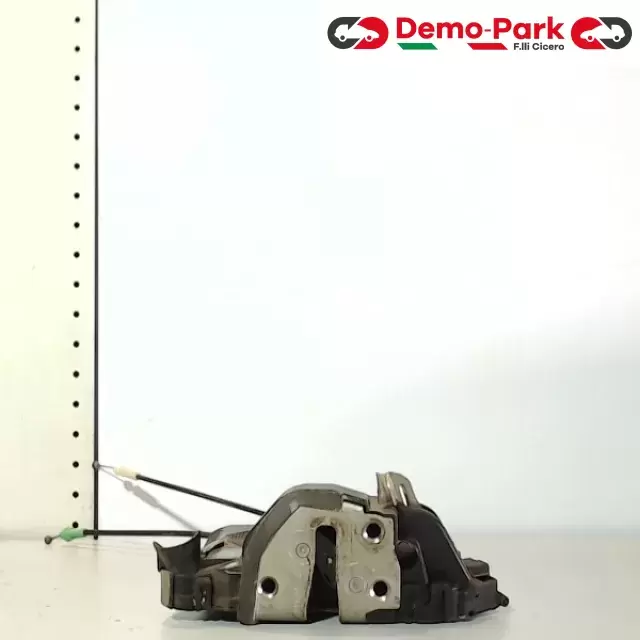 SERRATURA ANT. DX Toyota YARIS II SERIE  1