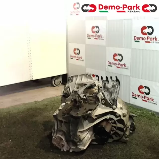 CAMBIO  Ford FOCUS C-MAX 4M5R-7F096-YA  4M5R 7002 YA 1