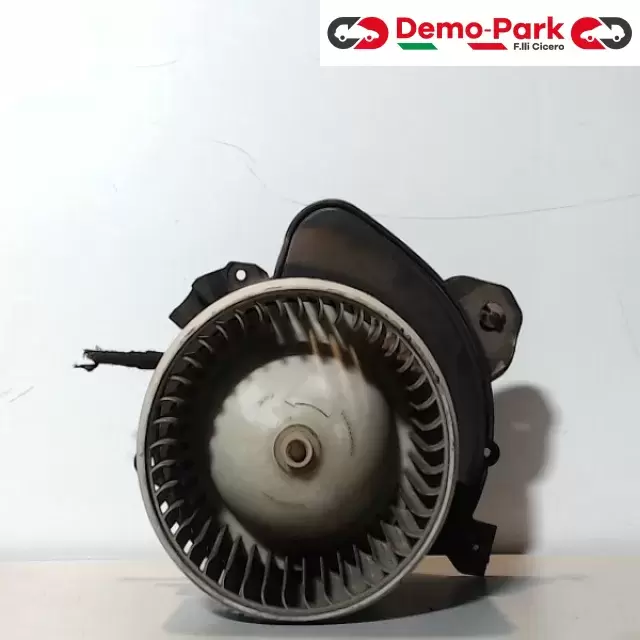 VENTOLA ABITACOLO GRANDE PUNTO - EVO - CORSA D  Fiat GRANDE PUNTO EVO 199 164230100 1