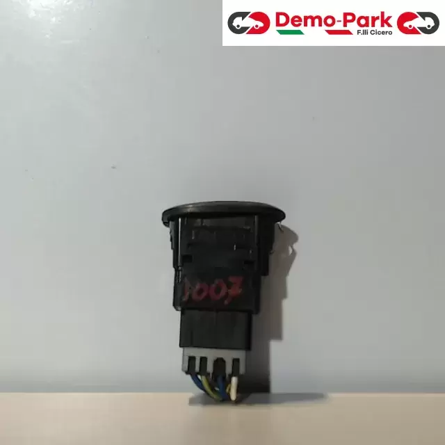 PULSANTE ALZAVETRO DX  Peugeot 1007  0