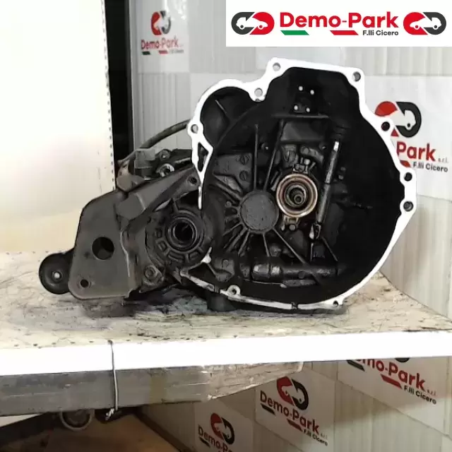 CAMBIO NISSAN PRIMERA 2.0 TD Nissan PRIMERA - 2.0 TD  0