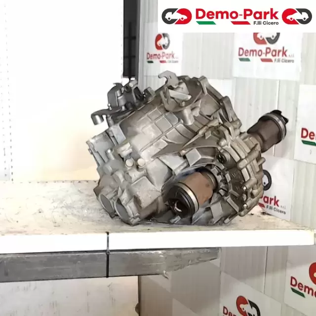 CAMBIO MITSUBISHI COLT 1.1 12V P2500A198 Mitsubishi COLT - 1.1 P2500A198 2