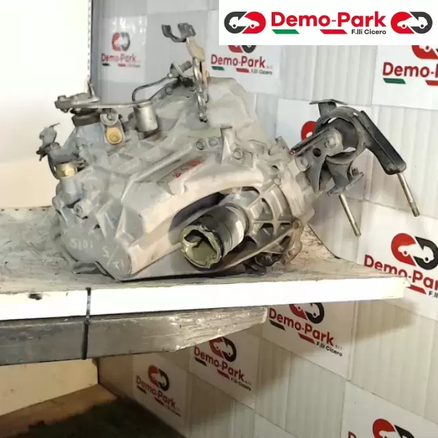 CAMBIO TOYOTA YARIS 1.3 B  Toyota YARIS - 1.3  1