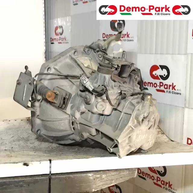 CAMBIO TOYOTA YARIS 1.3 B  Toyota YARIS - 1.3  2