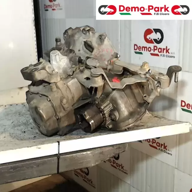 CAMBIO OPEL CORSA 1.3 CDTI R90400206 Opel CORSA D 1.3 CDTI R90400206 1