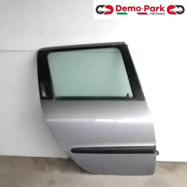 SPORTELLO POST. DX PEUGEOT 206 SW Peugeot 206 SW  0