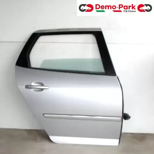 SPORTELLO POST. DX PEUGEOT 407 SW Peugeot 407 SW  0