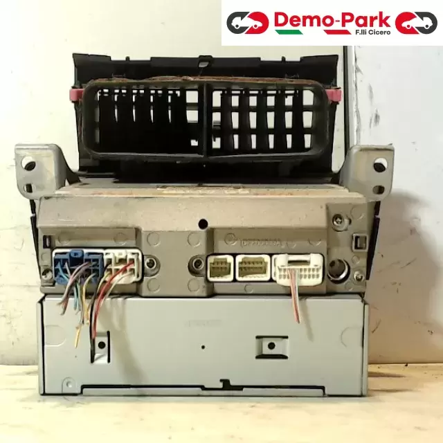 AUTORADIO TOYOTA YARIS Toyota YARIS D4D  0