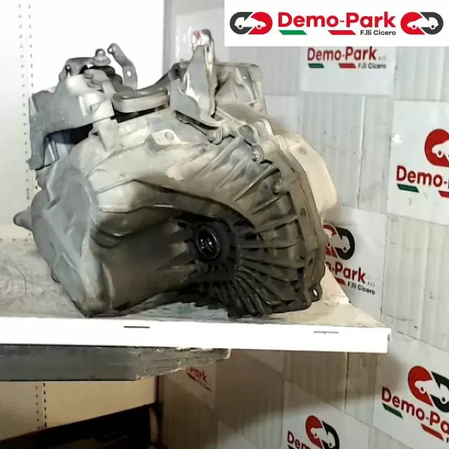 CAMBIO OPEL ZAFIRA  Opel ZAFIRA 2.0 TD R12087975 1