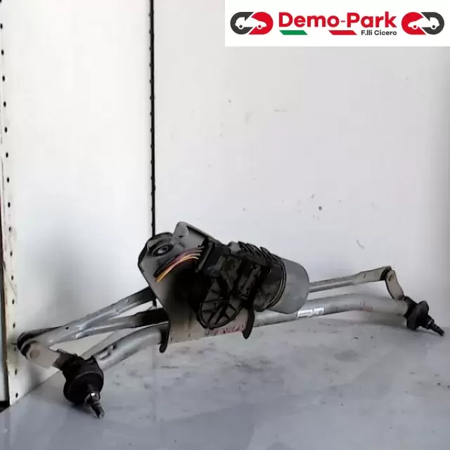 MOTORINO TERGICRISTALLO DACIA LOGAN Dacia LOGAN 1.5 TDCI 8200619512 0