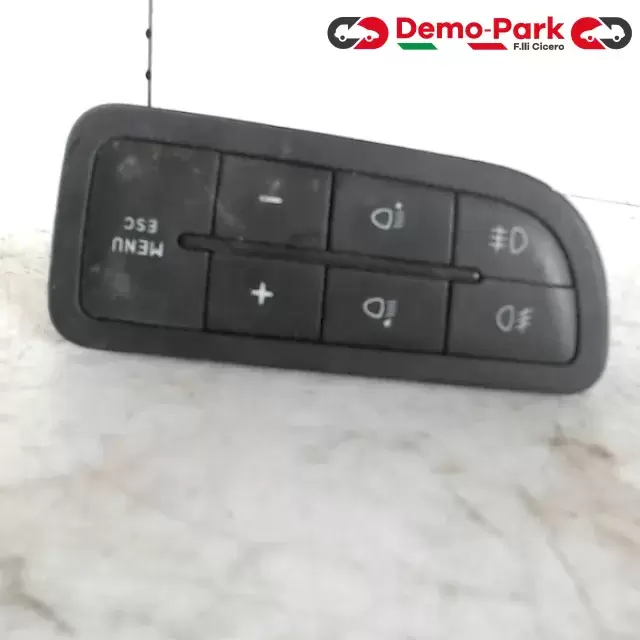 PULSANTIERA COMANDO LUCI FIAT G. PUNTO Fiat GRANDE PUNTO 735367268 0