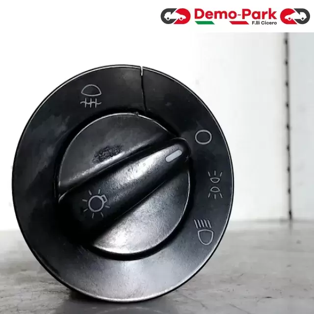 COMANDO LUCI VOLKSWAGEN GOLF 4 Volkswagen GOLF 4  0