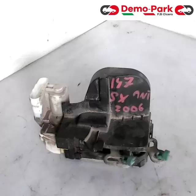 SERRATURA ANT. SX ALFA ROMEO 147 Alfa Romeo 147  1