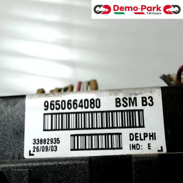 CENTRALINA PORTA FUSIBILI PEUGEOT 307  Peugeot 307 - 1.6 HDI 9650664080 1