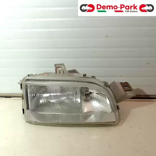 FARO DX Fiat PUNTO I SERIE  0