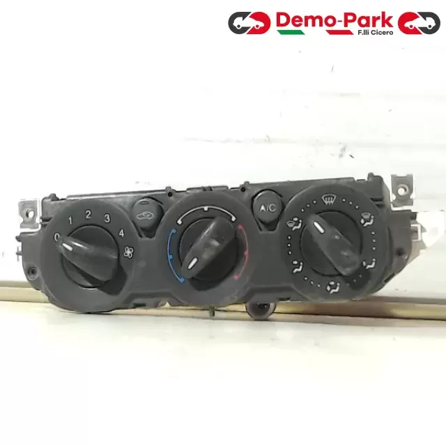 COMANDO CLIMA FORD FOCUS Ford FOCUS  0