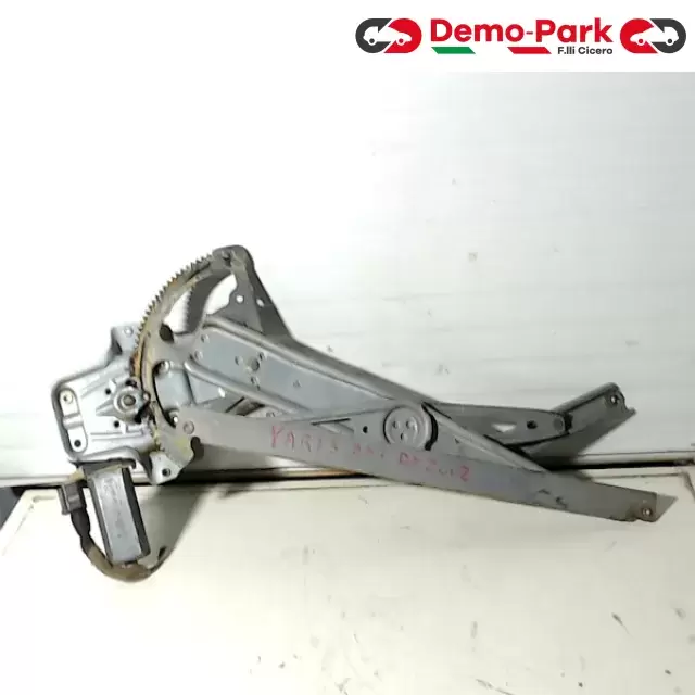 ALZAVETRO ANT. DX TOYOTA YARIS Toyota YARIS  0