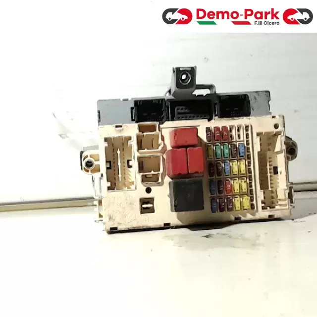 CENTRALINA PORTA FUSIBILI FIAT STILO Fiat STILO - 1.6 16V 501209830020 0