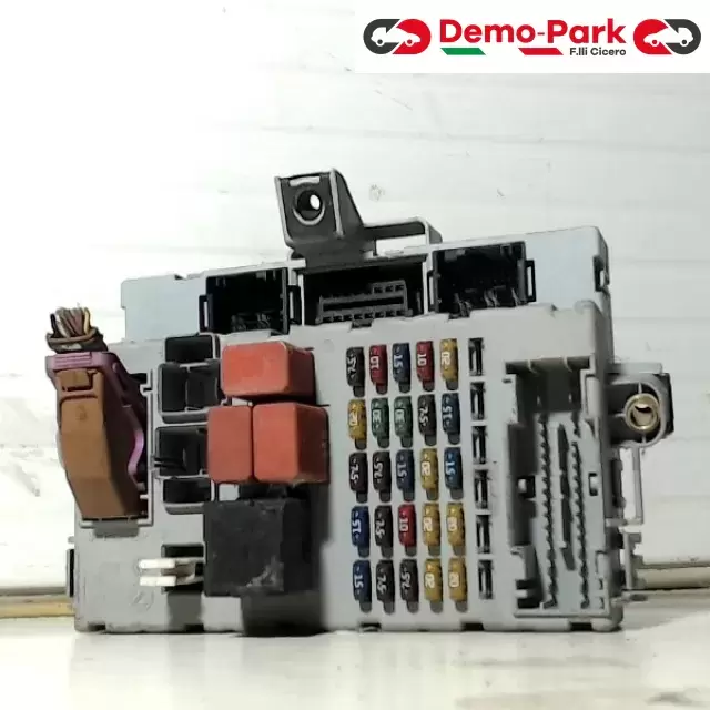 CENTRALINA PORTA FUSIBILI FIAT IDEA Fiat IDEA - 1.3 MJet 51754986 0