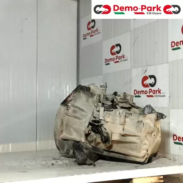 CAMBIO KIA PICANTO  Kia PICANTO 1.1 M71671 2