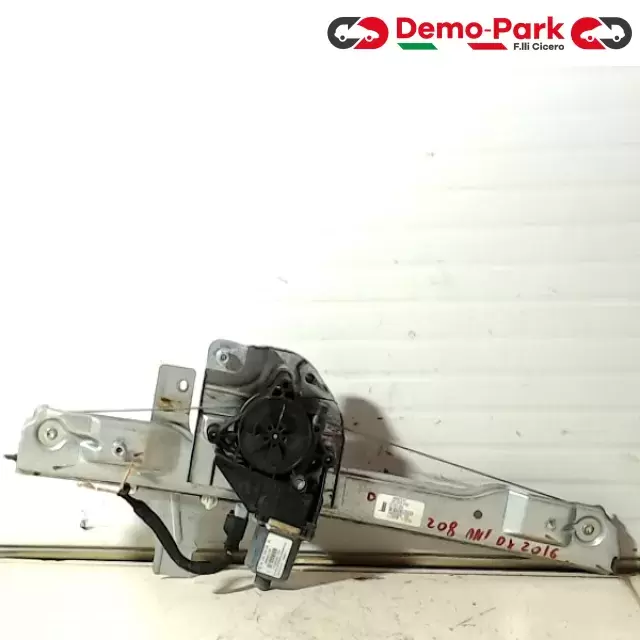 ALZAVETRO ANT. DX PEUGEOT 208 Peugeot 208  0