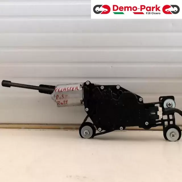 MOTORINO TERGICRISTALLO POST. VELOSTER Hyundai VELOSTER F 00S 2B4 106 0