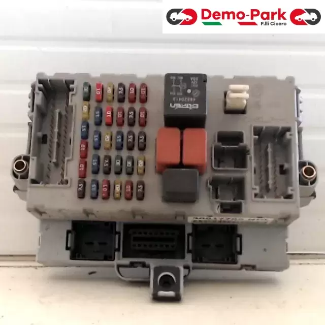 CENTRALINA PORTAFUSIBILI FIAT PUNTO 188  Fiat PUNTO 188 46817785 NPL 0