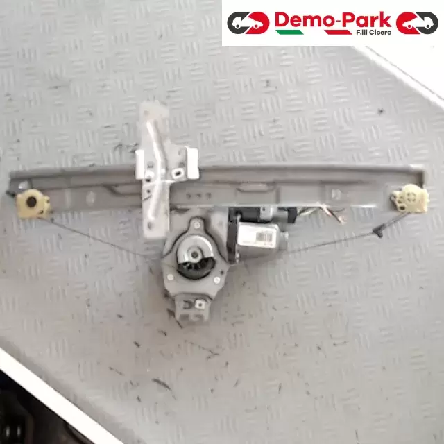 ALZAVETRO ANT SX 207 Peugeot 207 402315B 2