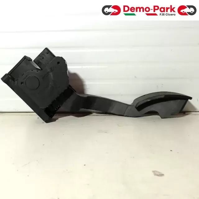 PEDALE ACCELERATORE OPEL CORSA Opel CORSA 1.3 MJET 55702020 0