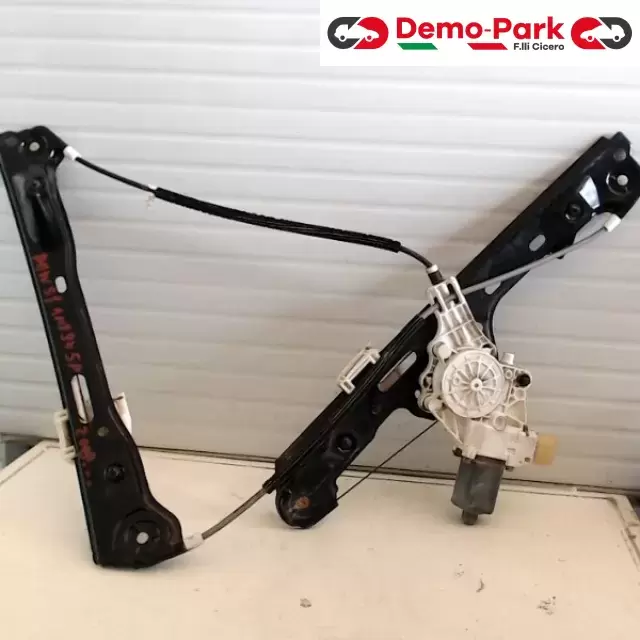 ALZAVETRO ANTERIORE SX BMW SERIE 1 E87 3PORTE Bmw SERIE 1 E87 7 067 795 S 0