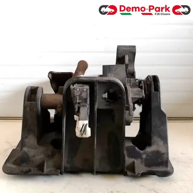 PEDALIERA FIAT '500 Fiat 500 1.3 MJET 90CV LS 362370  ST3194 1