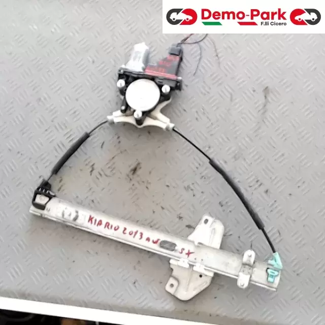 ALZAVETRO ANT SX RIO  Kia RIO 82450-1W010 0